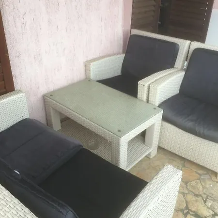 Apartman Bistro More, Drage